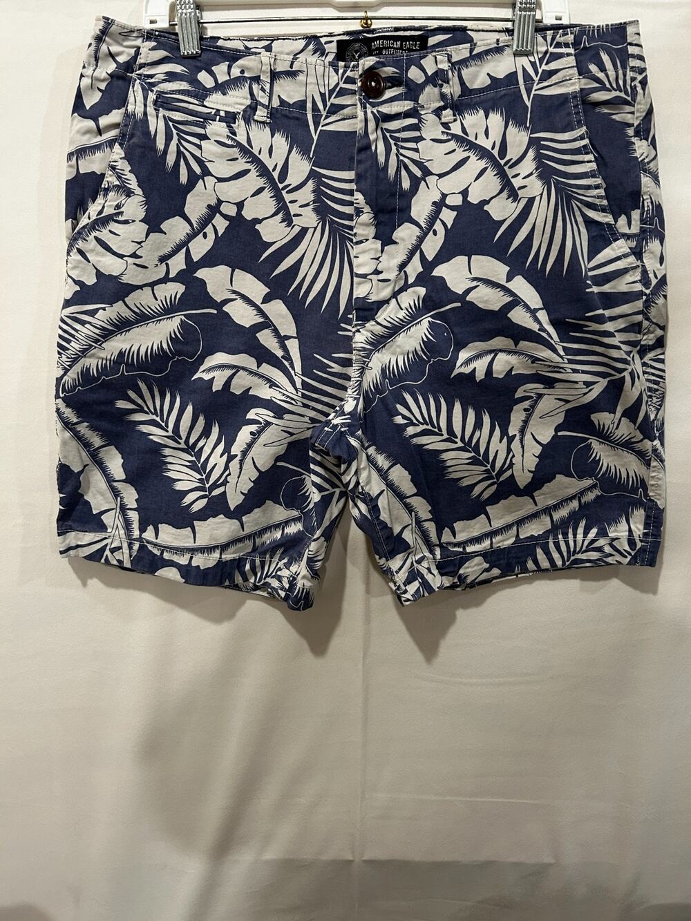 American Eagle Men Sz 34 Prep Flex Chino Shorts Blue Hawaiian Leaf Print Beach